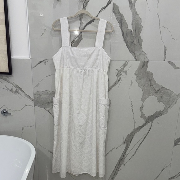 NWT Madewell White Floral Embroidered Textured Cutout Back Midi Dress - Picture 3 of 12